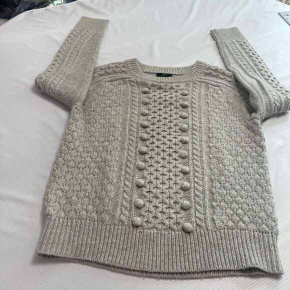 J. Crew Grey Pom Pom Cable Knit Sweater Pullover Fisherman Size Small - Picture 6 of 9